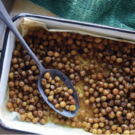 Vegan Crunchy Flamin’ Chickpeas