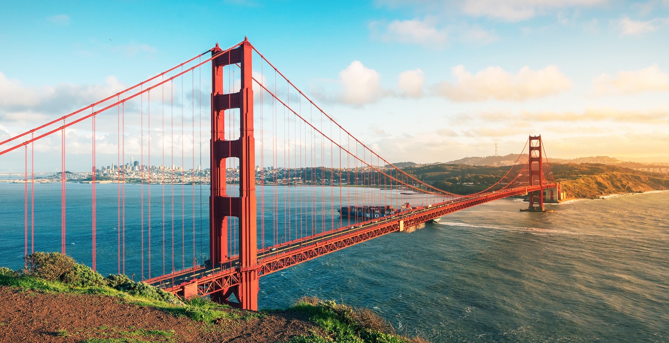 VegNews.SFGoldenGateBridge