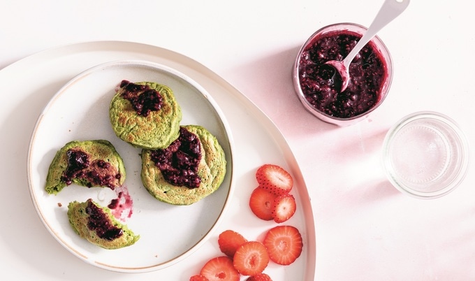 Vegan Protein Pancakes with Spinach and Chia