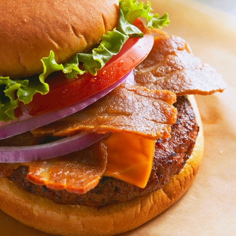 University of Massachusetts Is First to Serve Sweet Earth’s Vegan Bacon Cheeseburger on Campus 