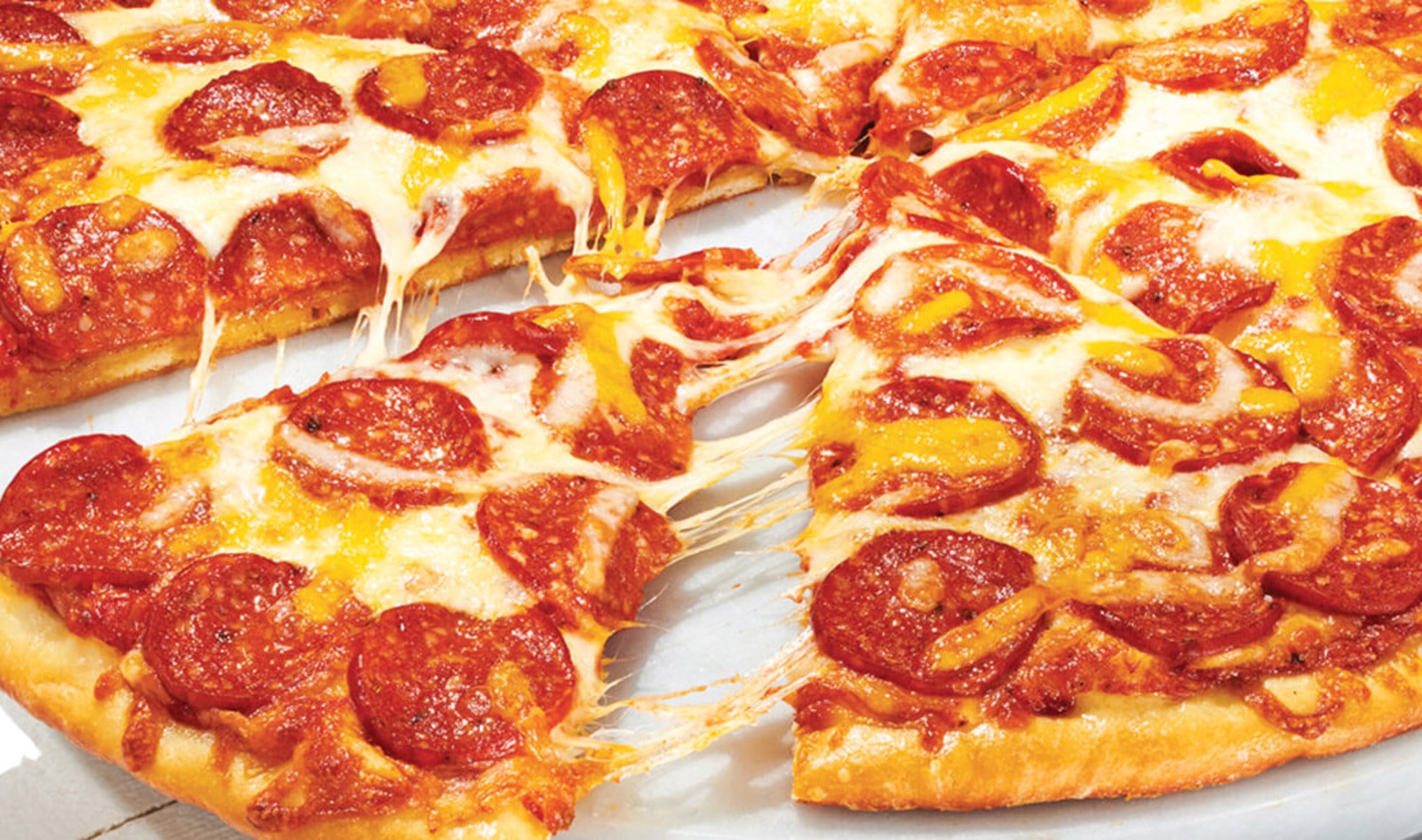 Hormel Launches Vegan Pepperoni at National Pizza Chain Papa Murphy's |  VegNews