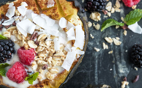 Vegan Maple-Roasted Acorn Squash Breakfast Bowls