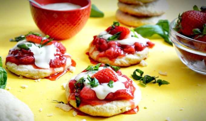 VegNews.StrawberryShortcake