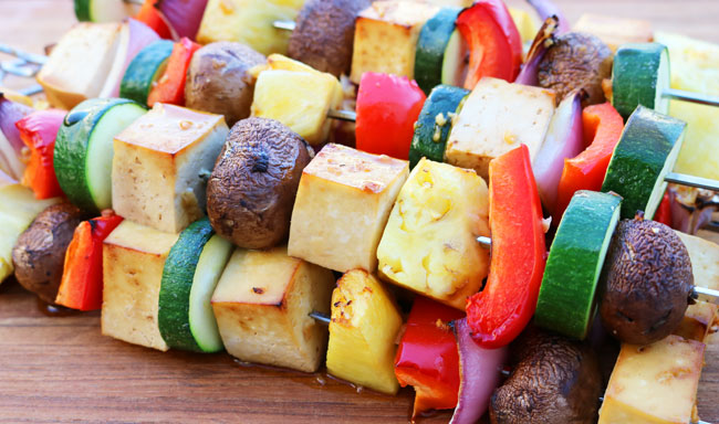 VegNews.VeggieKebabs