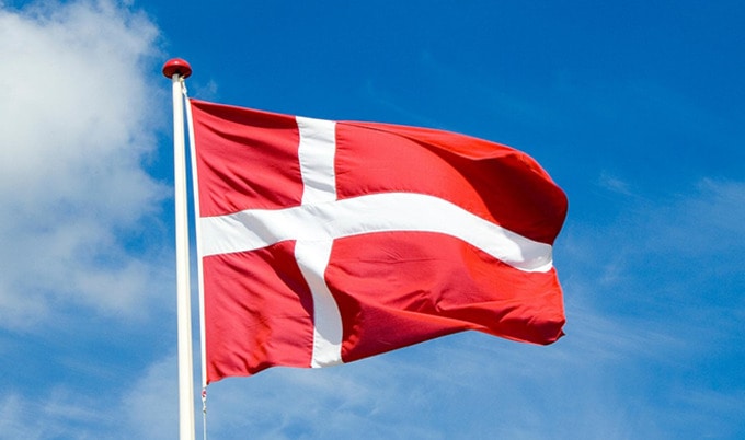 VegNewsDenmarkFlag