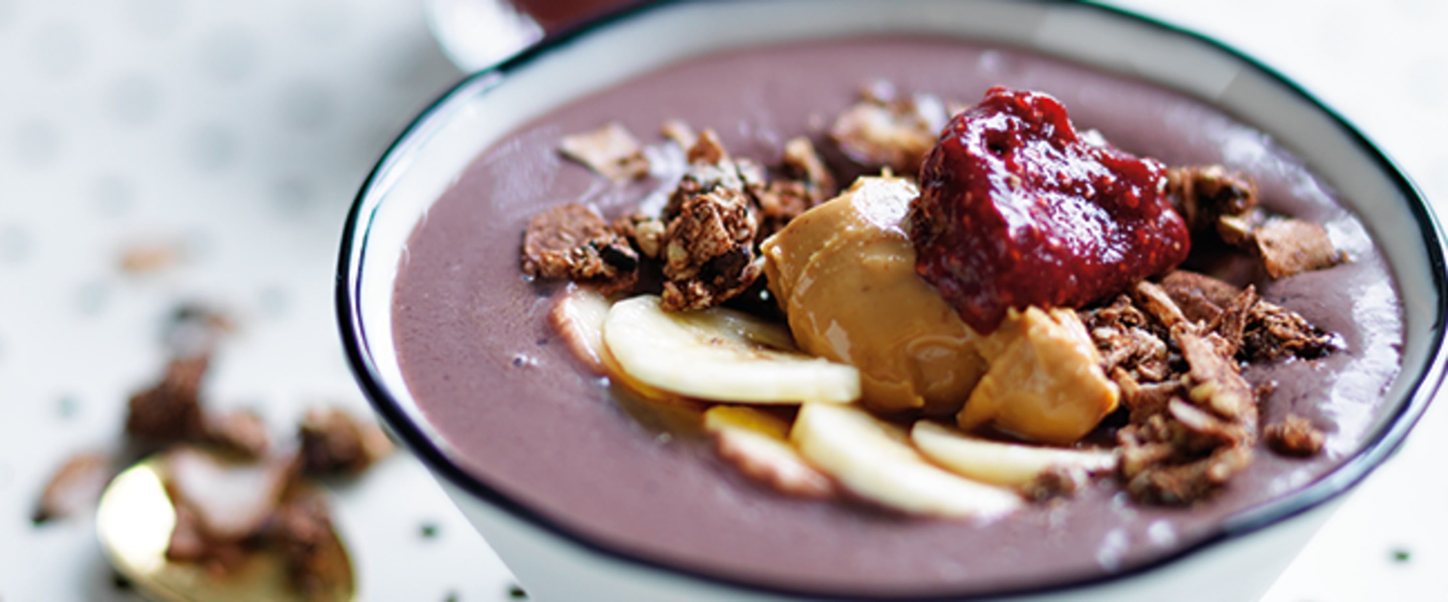 How Do You Pronounce It, Anyway: Açaí, the Ultimate Smoothie Bowl Ingredient