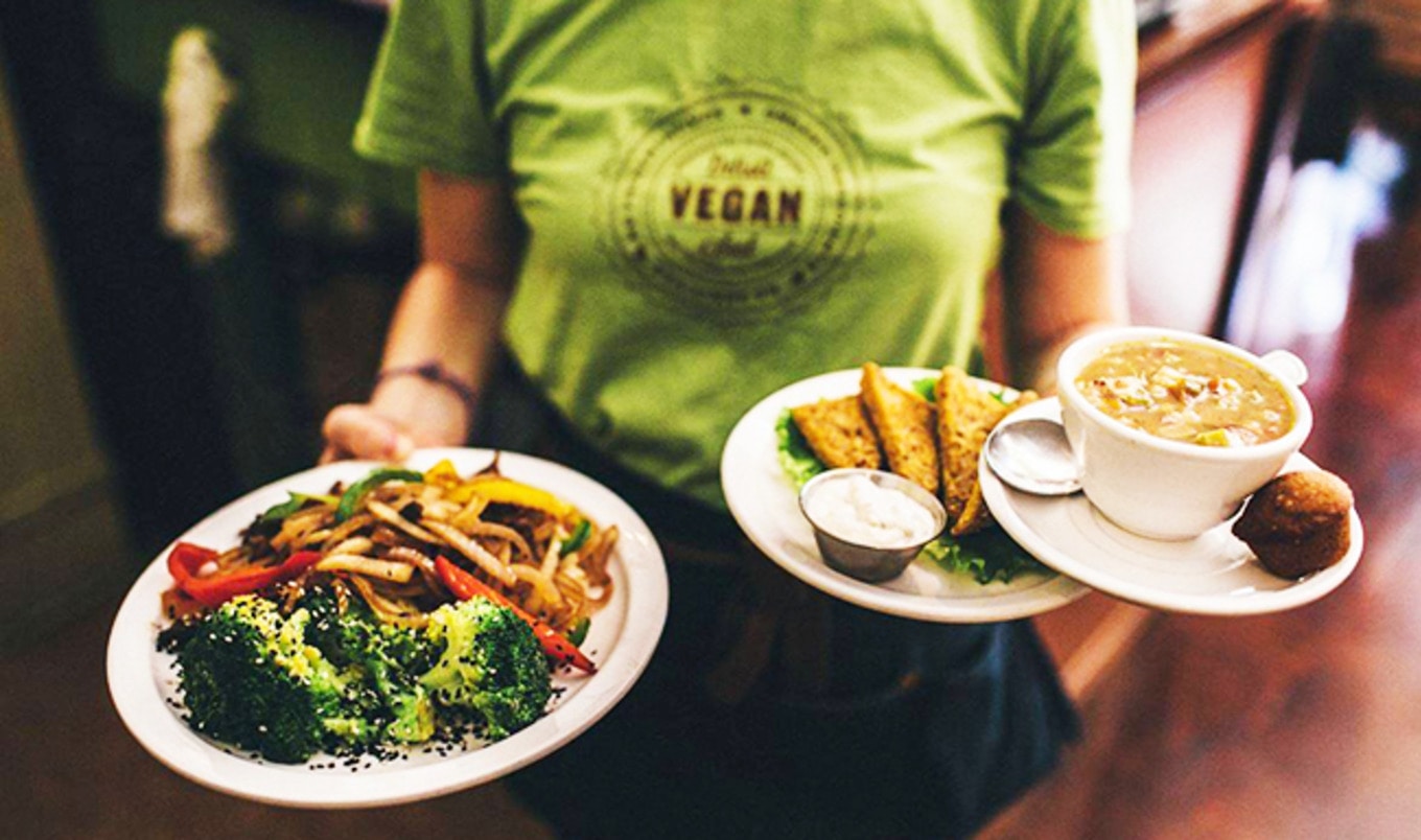 Detroit Vegan Soul Opens in Fast-Food Dominated Area