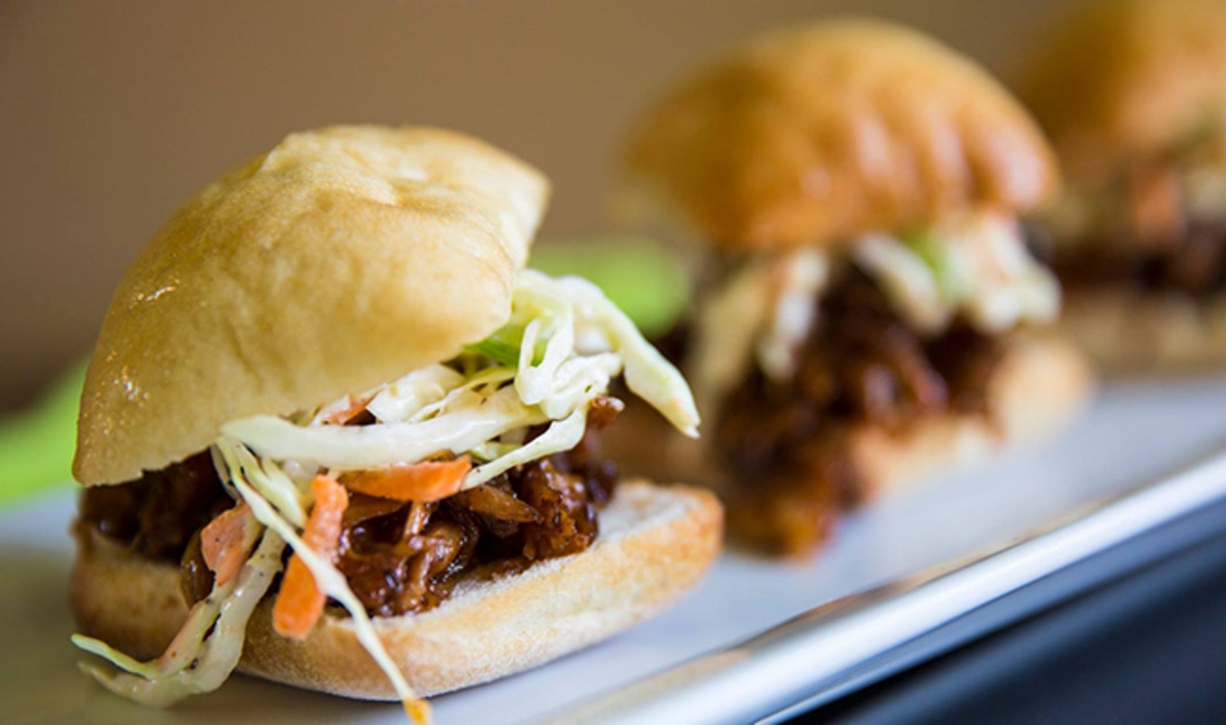 Vegan Jamaican Café Opens in Florida Gas Station