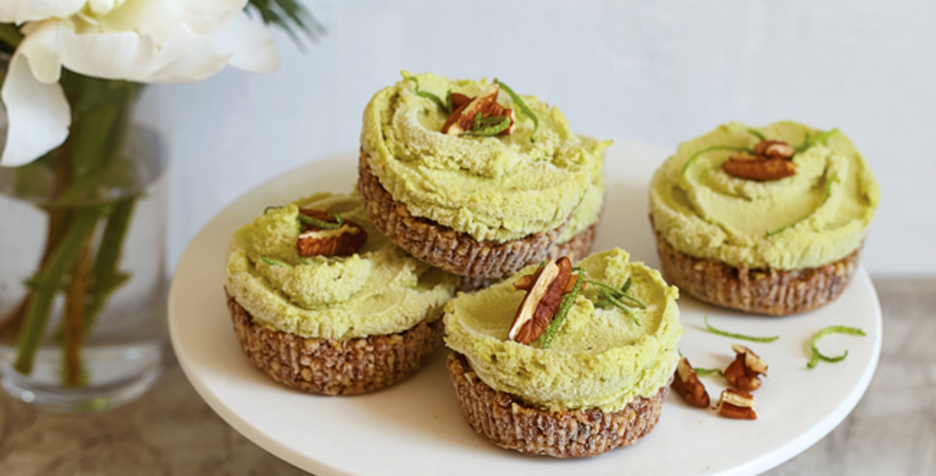 Vegan No-Bake Mini Key Lime Pies