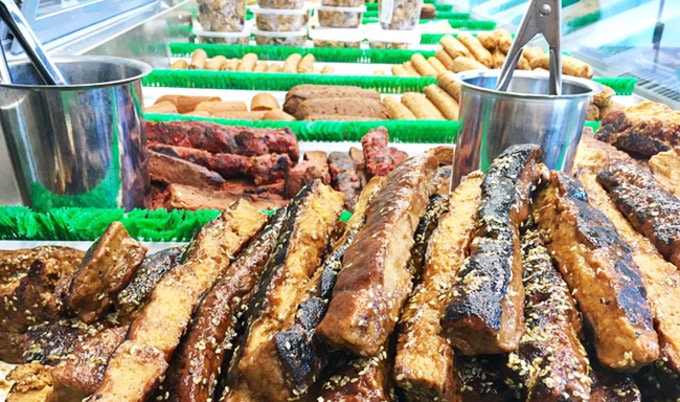 VegNewsHerbivorousButcherBuffet
