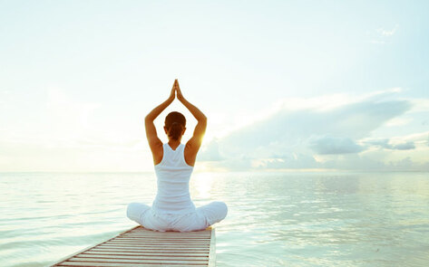 7 Vegan-Friendly Yoga Retreats Around the Globe