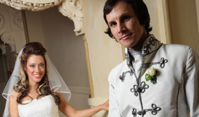 Featurette.WeddingAmandaJC