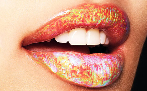 6 Vegan Lip Glosses Perfect for Summer