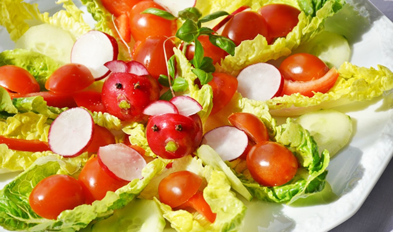 International School in The Bahamas Adopts Vegan Menu