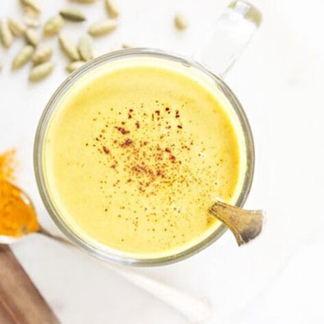 5 Hormone-Friendly Vegan Food Swaps for Easier Periods