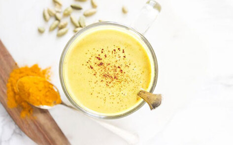 VegNews.TurmericLatte