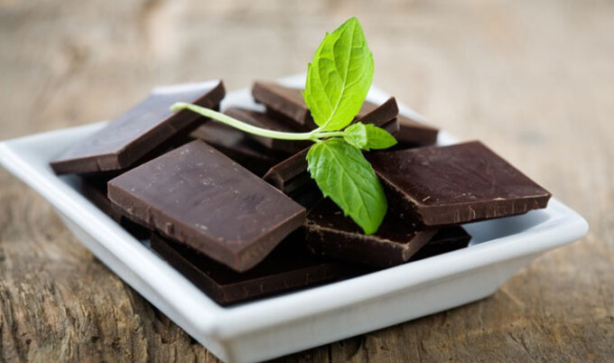VegNews.DarkChocolateMint