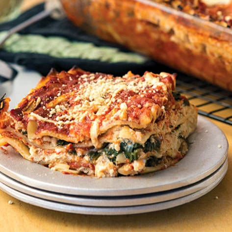 Cheesy Vegan Spinach Lasagna With Parmesan, Ricotta, and Mozzarella 