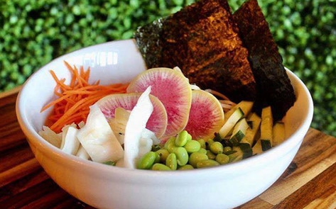 Cardiologist to Open Vegan Café Near Detroit