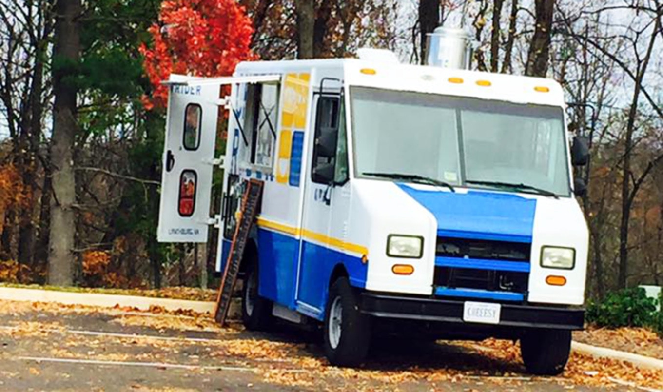 Grilled Cheese Truck Transforms into Vegan Restaurant