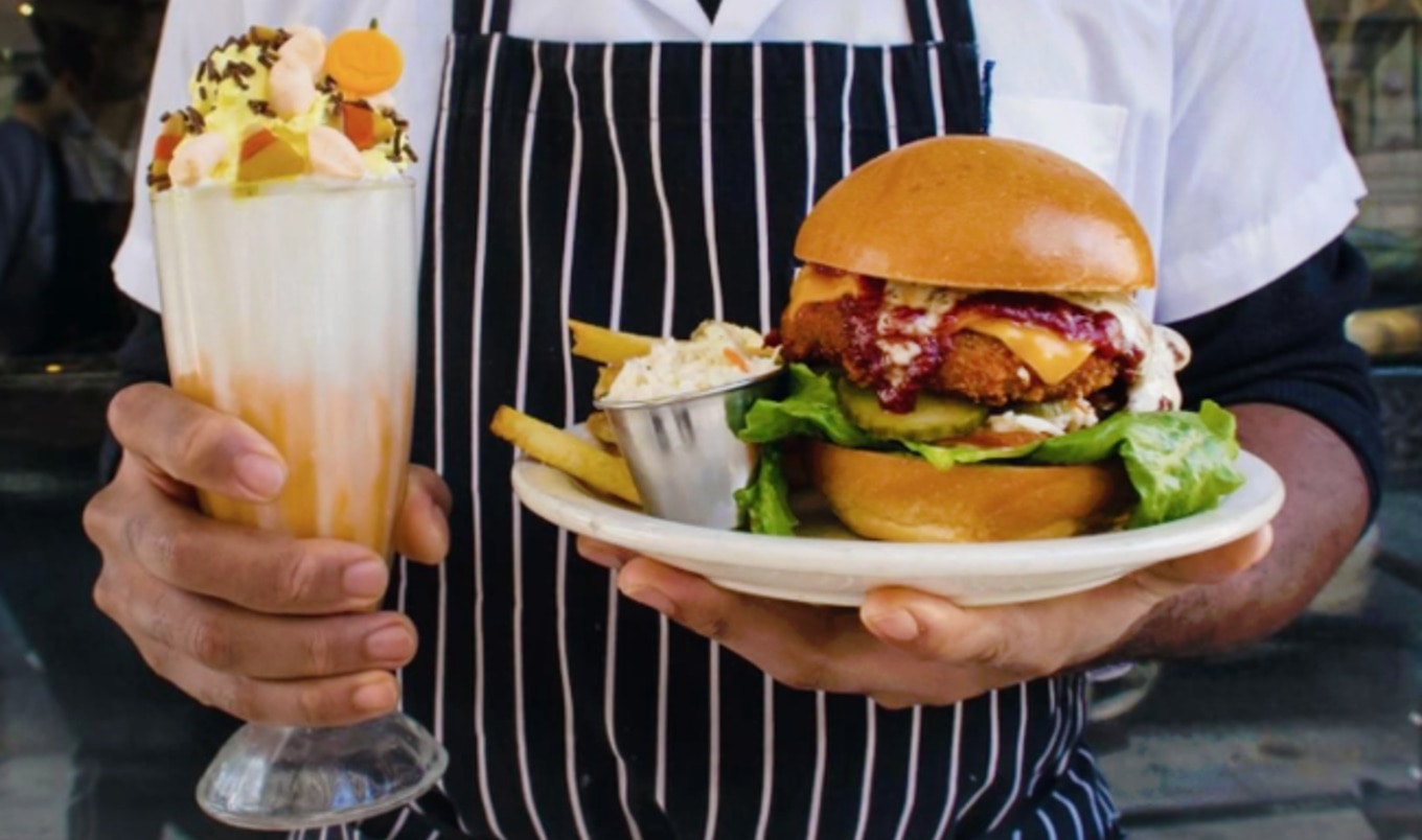 12 Diners Where it's Always National Greasy Food Day for Vegans