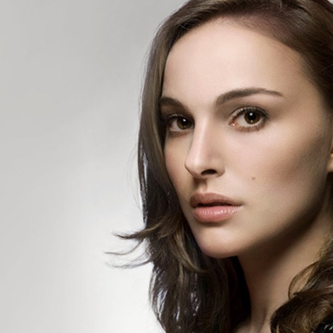 Natalie Portman Urges Award Show Attendees to Go Vegan
