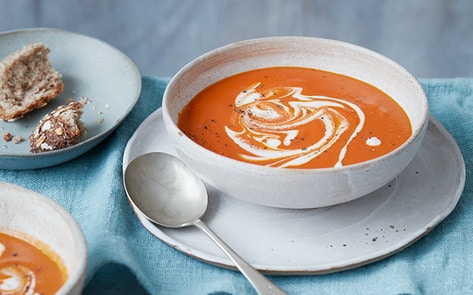 Easy Roasted Tomato Soup with Cashew Cream
