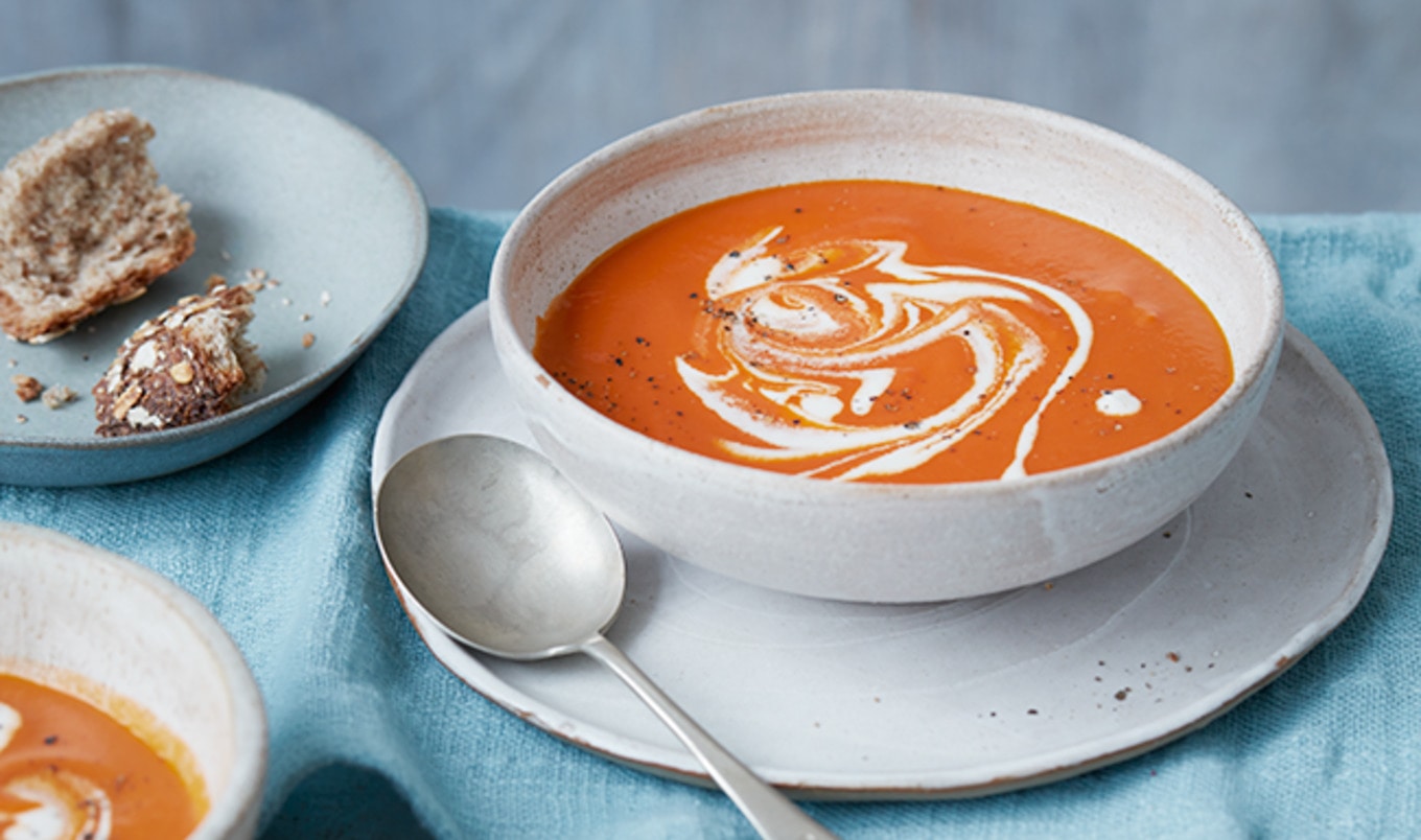 Easy Roasted Tomato Soup with Cashew Cream
