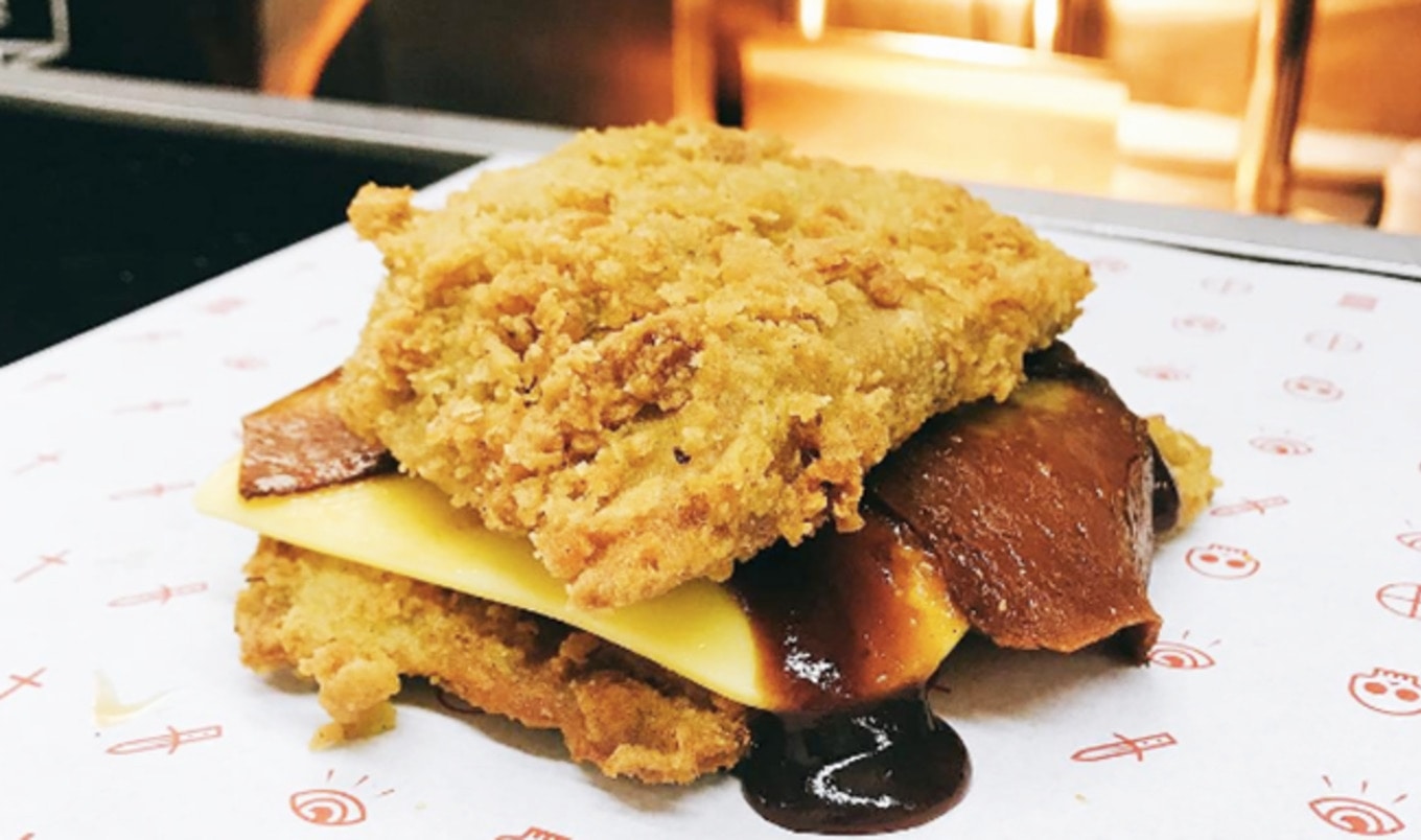 First Vegan Fried Chicken Shop Expands to Second Spot