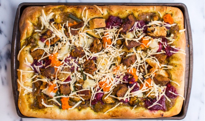 VegNews.ThanksgivingPizza