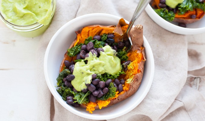 VegNews.StuffedSweetPotato