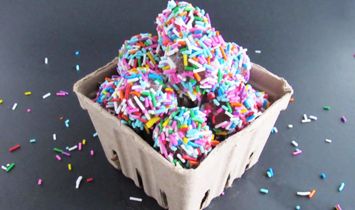 Vegan Sisters Open Doughnut Shop in Ohio