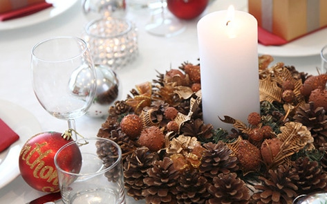 VegNews.HolidayTableSetting