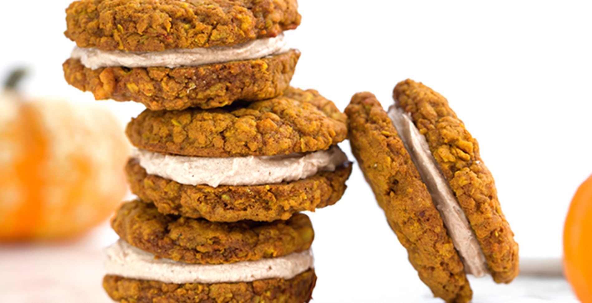 Vegan Pumpkin Spice Oatmeal Cream Pies