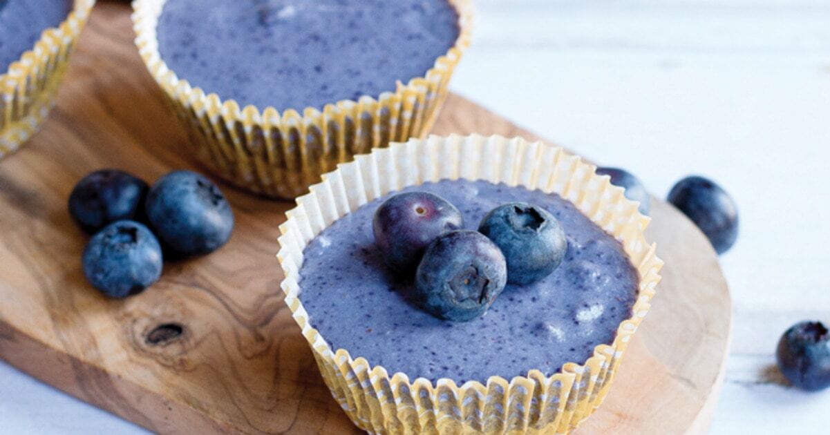 Mini Blueberry Raw Vegan Cheesecakes | VegNews