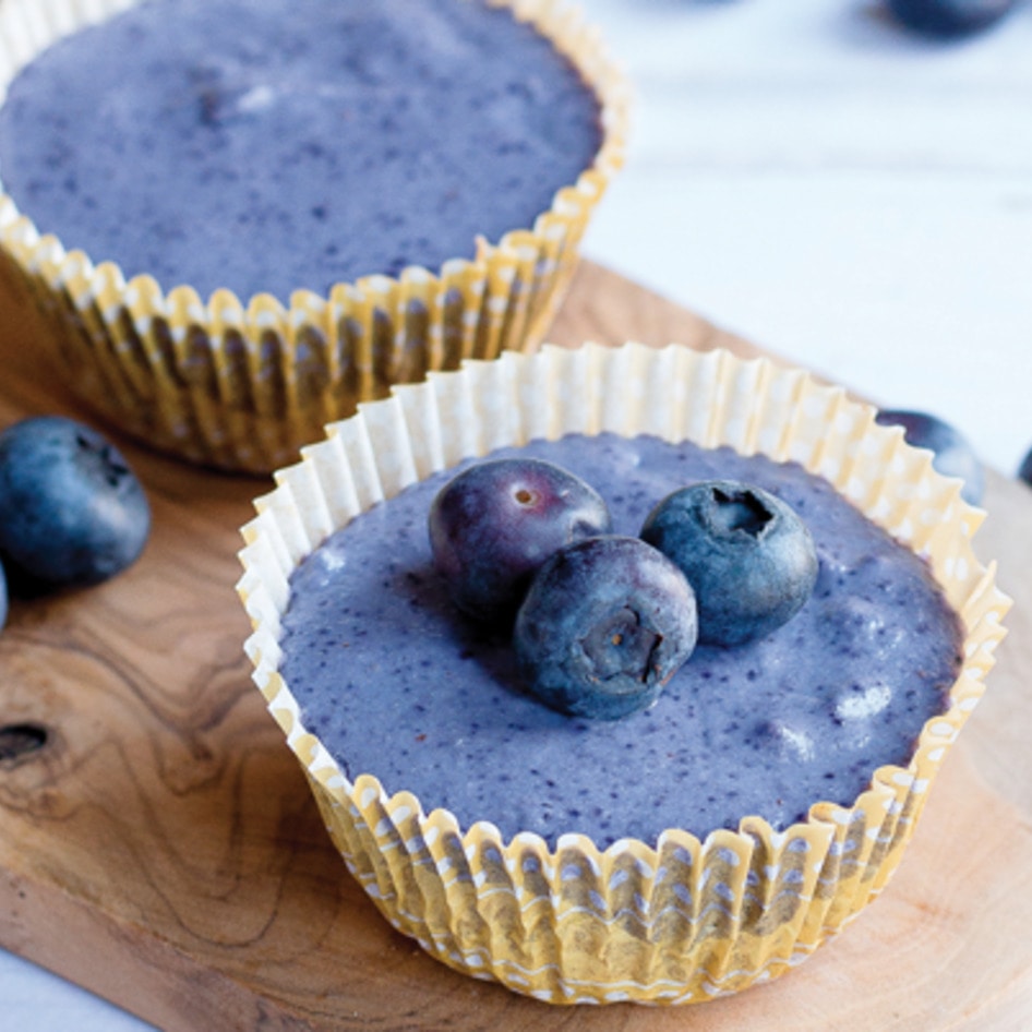 Vegan Mini Blueberry Cheesecakes