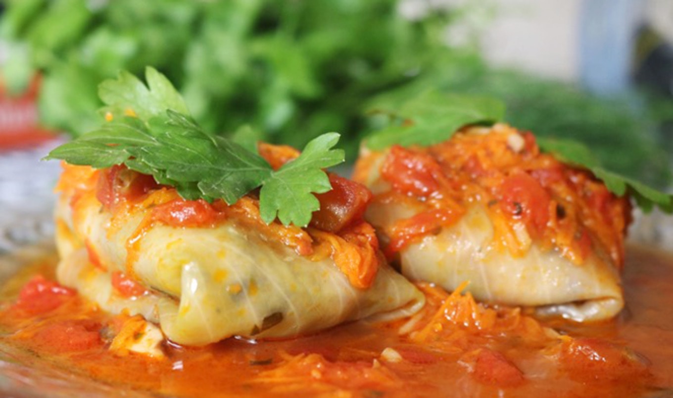 Smothered Plant-Based Cabbage Rolls