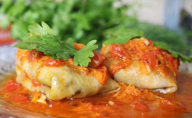 VegNews.StuffedCabbageRolls