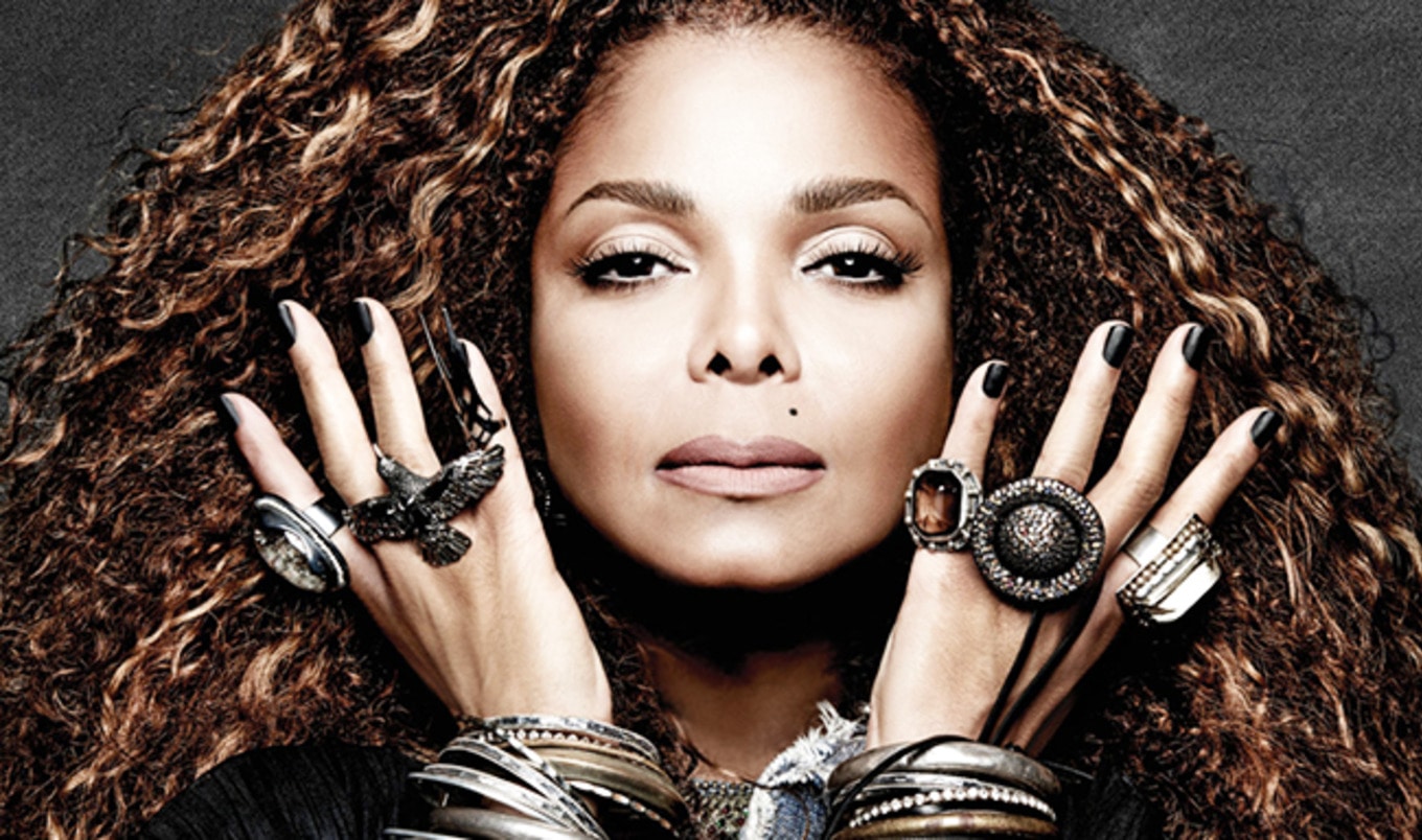 Janet Jackson Celebrates End of Tour with Vegan Meal