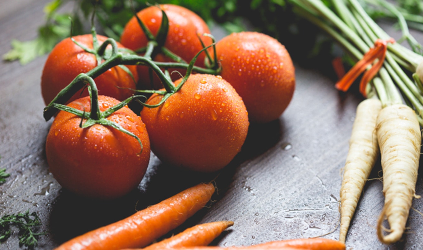 New Study Finds Tomatoes Repair Lung Damage in Smokers
