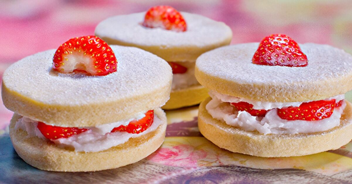 Strawberry Shortcake With Coconut Whipped Creme | VegNews