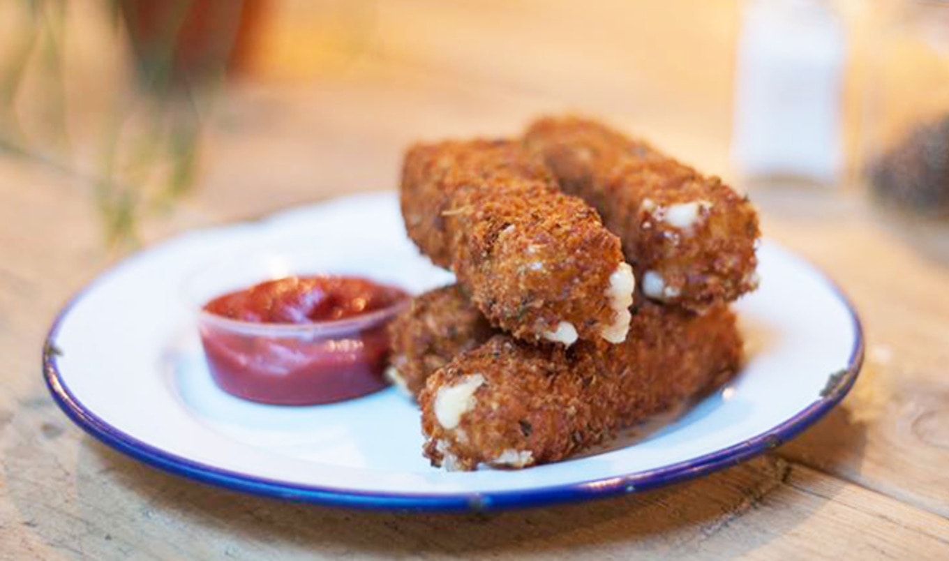 Sales Triple at London Pub After it Goes Vegan