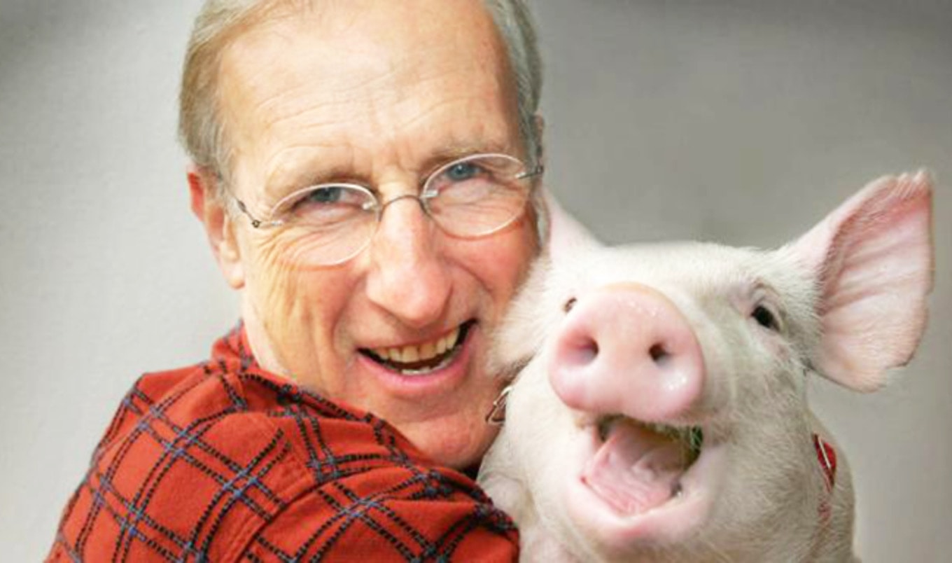 <i>Babe</i> Star Dispels Humane Meat Myth in Super Bowl Ad