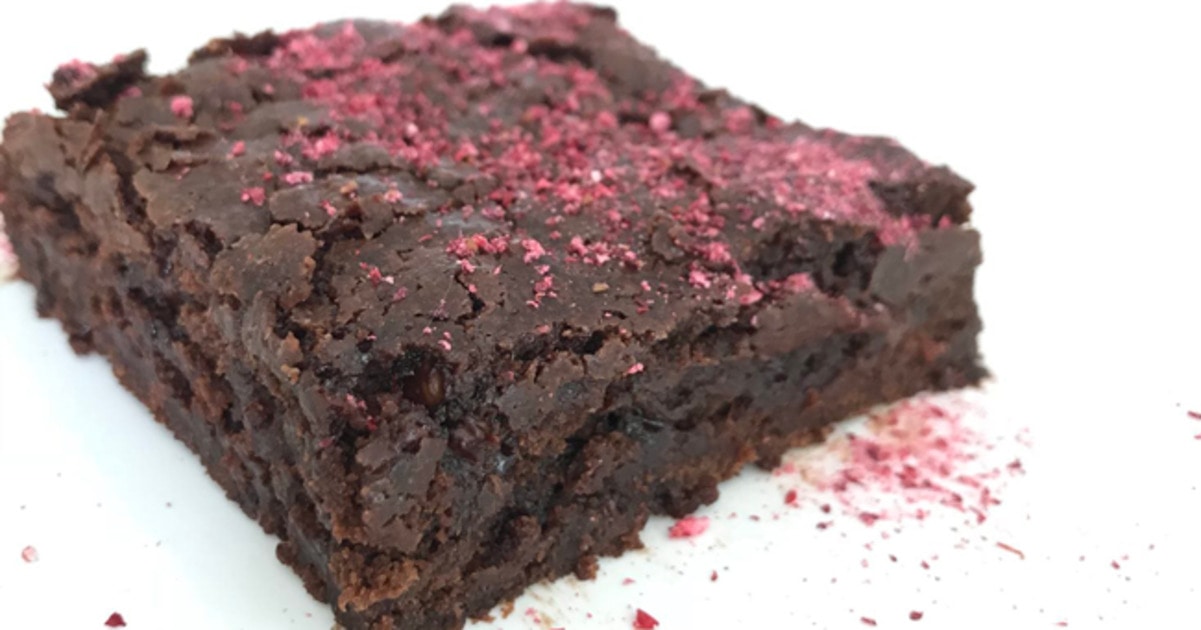 Vegan Lingonberry Brownies | VegNews