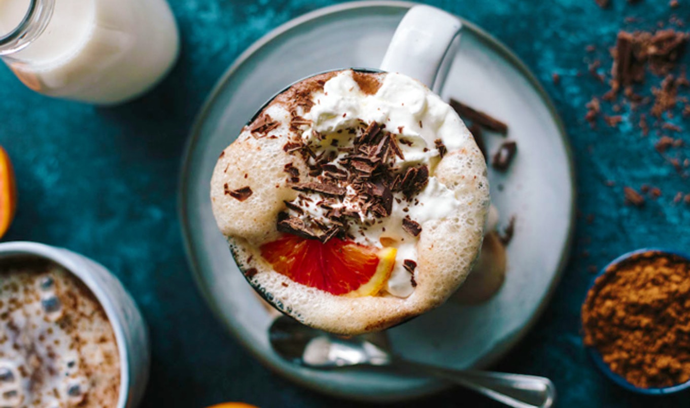 13 Best Vegan Hot Cocoa Recipes to Sip On Right Now