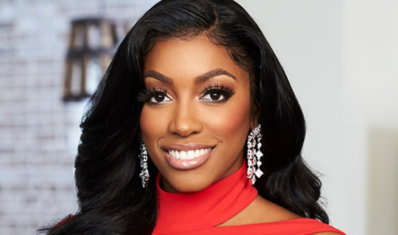 <i>Real Housewives</i> Star Throws Vegan Dinner Party