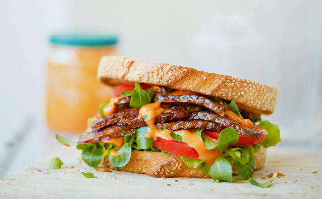 VegNews.SpicyKoreanBLT.Feature