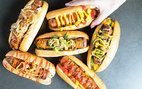 Los Angeles May Become First City to Serve Vegan Hot Dogs at Every Theater