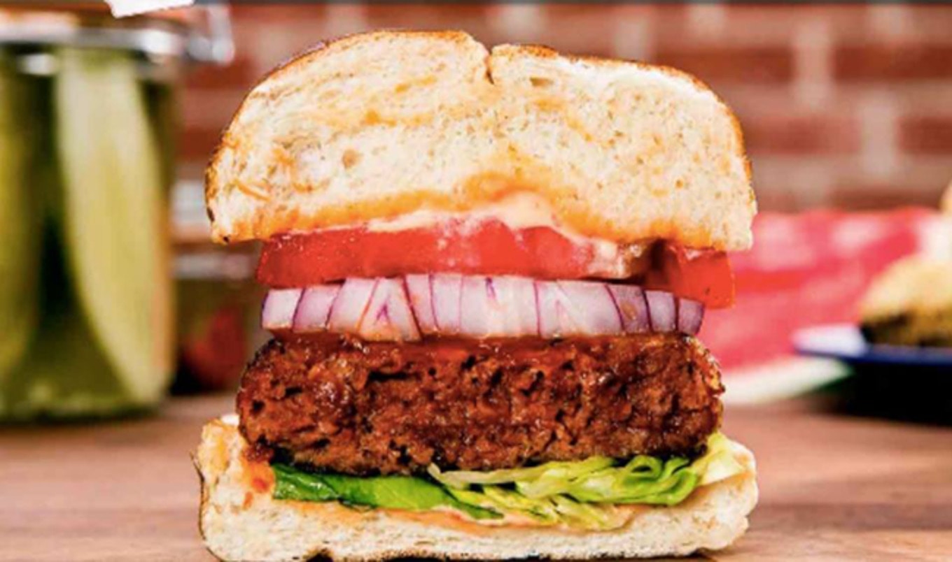 Detroit Ale House Debuts Vegan Comfort Food Menu