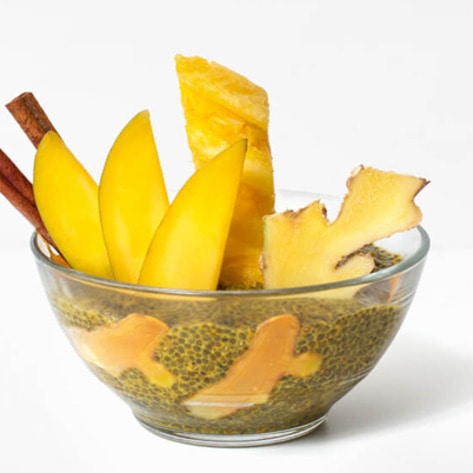 10 Vegan Oatmeal Cups for the Person on the Go